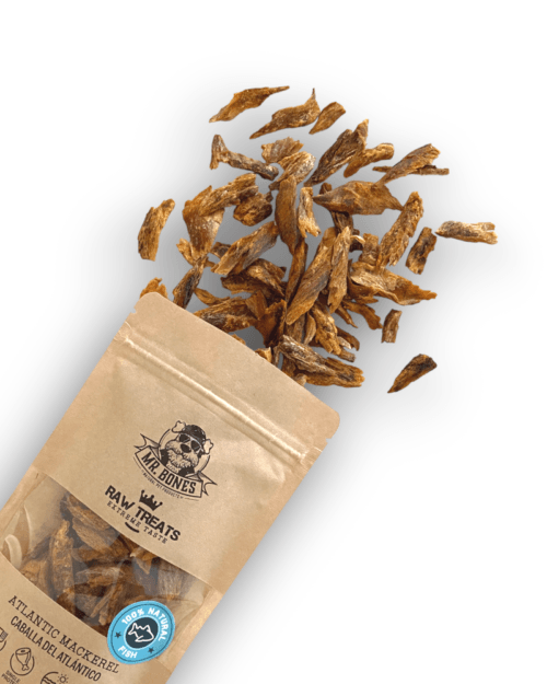 premio-snack-natural-mackerel-perro-gato-chuche-caballa-raw-treats-mrbones Mr.Bones džiovintas skumbrės RAW natūralus skanėstas šunims ir katėms